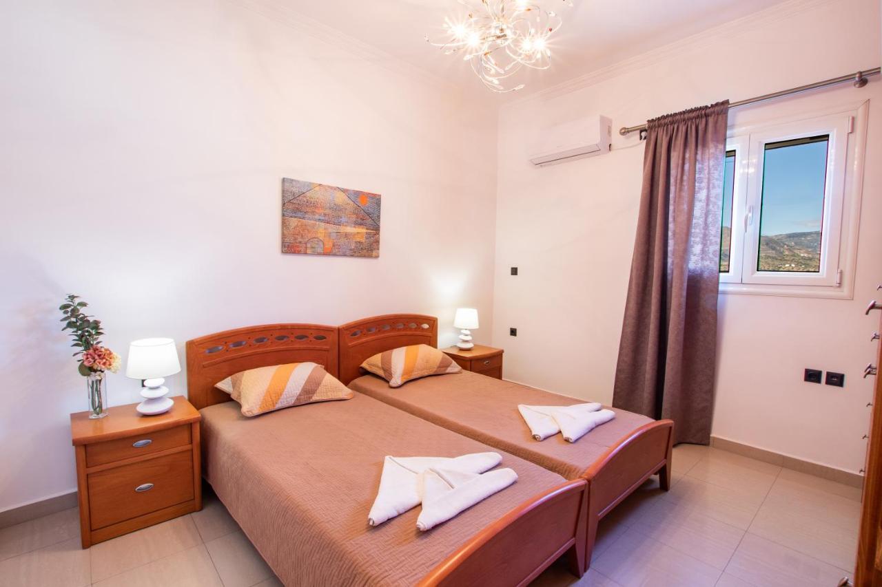 Divine Apartment Karpathos Esterno foto