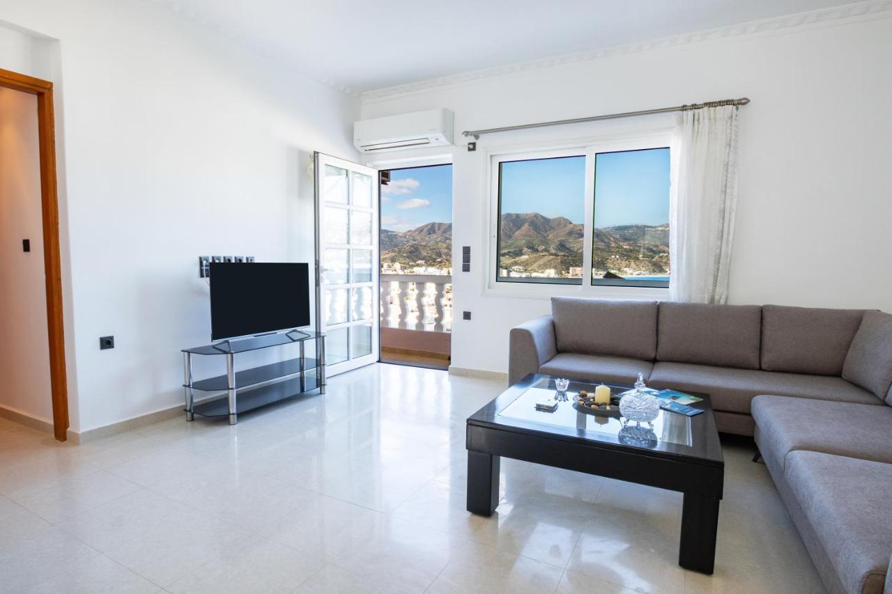 Divine Apartment Karpathos Esterno foto